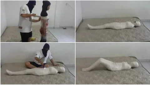 A sales promotion girl (SPG) got wrapped up first and immediately got a breathplay