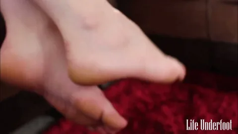 Beckie #5 Barefoot Toe-Pointing Temptation - Version still 1