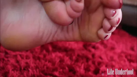 Beckie #5 Barefoot Toe-Pointing Temptation - Version still 5