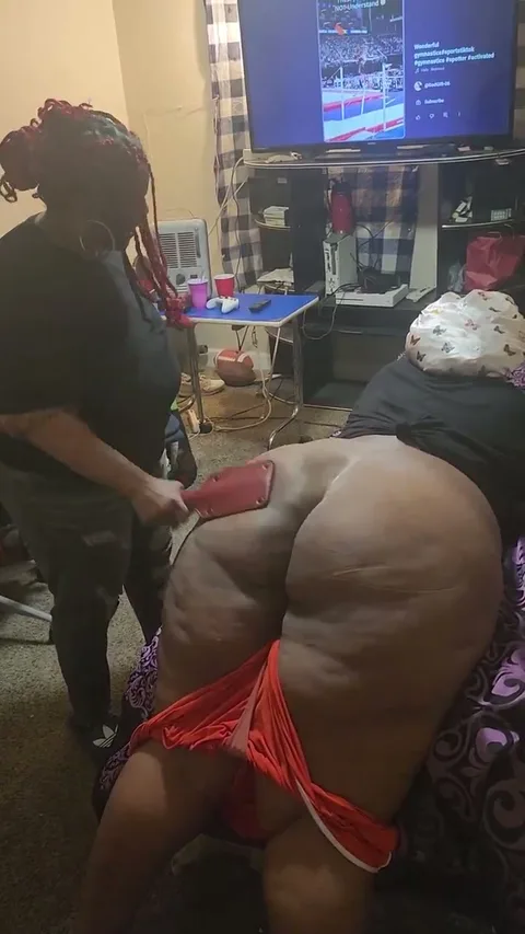 Big booty judy gets paddled still 5
