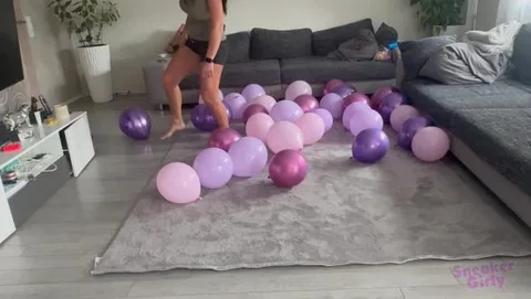 Mandy plays with Many Balloons