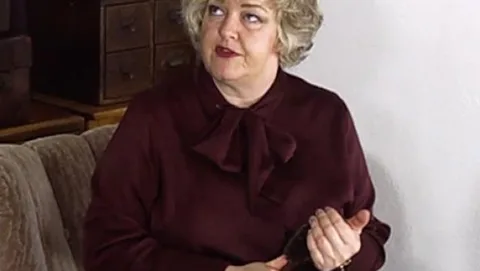 Return of Miss Jones 2 still 3