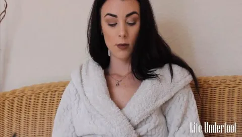 Skyla #4 Seductive Slippers Shoeplay