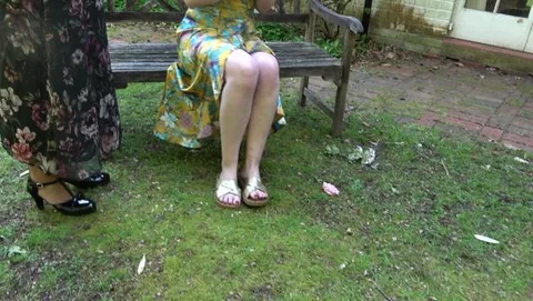 You trimmed my bush! Leia is spanked by Zoe still 3