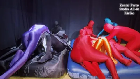 zentai petit party 202606 #002 still 4